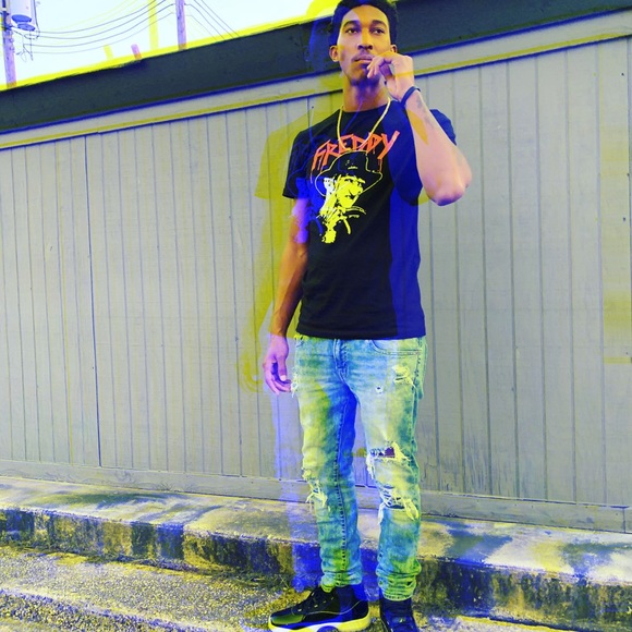 Meet your Posher, Jeremiah - Picture 1 of 1